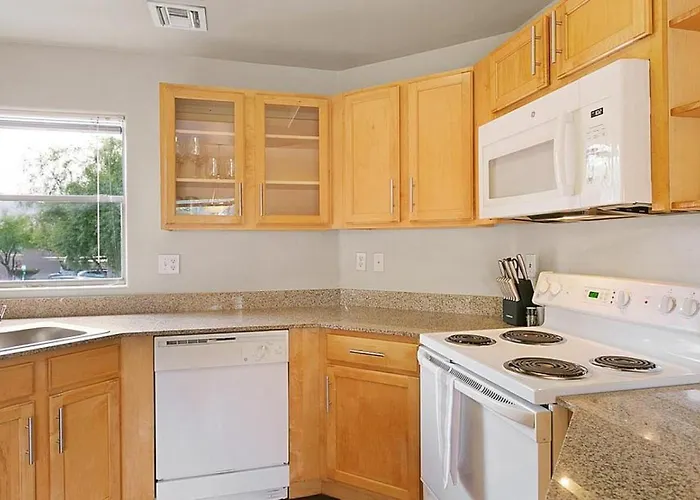 Landing Modern With Amazing Amenities Tucson