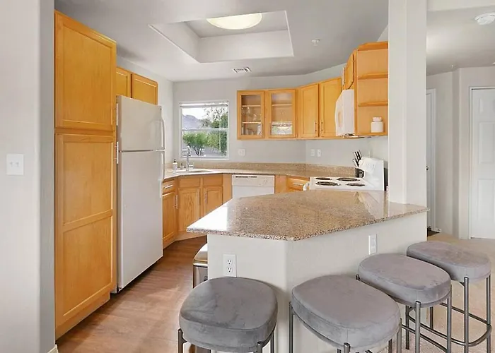 Landing Modern With Amazing Amenities Tucson