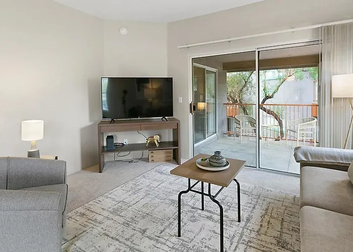 Apartment Landing Modern With Amazing Amenities *